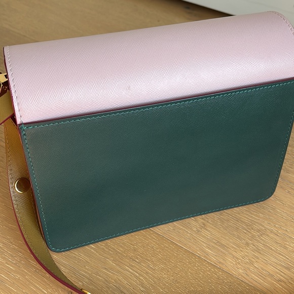 Marni Medium Trunk Bag Pink and Green - Picture 8 of 10